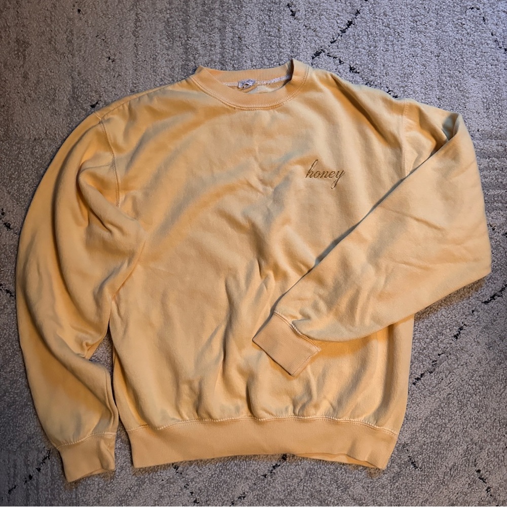 Brandi Melville yellow sweatshirt